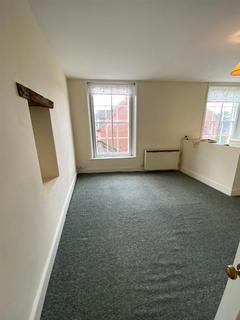 1 bedroom flat to rent, Flat 3, Broadbent House