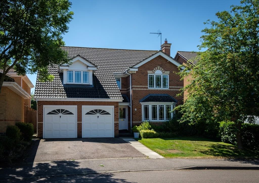 Belle Baulk, Towcester 4 bed detached house £500,000
