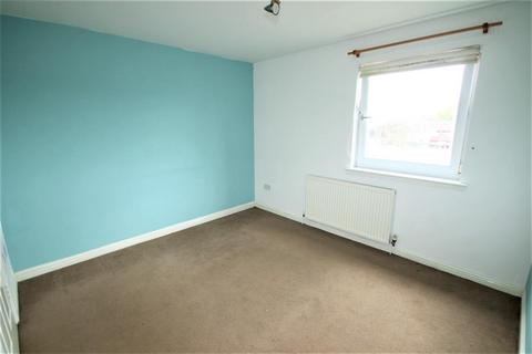 2 bedroom flat to rent, Willowpark Court, Airdrie