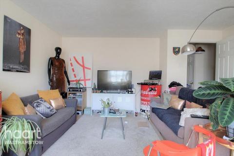 2 bedroom flat to rent, Blacksmith House, Gillards Way