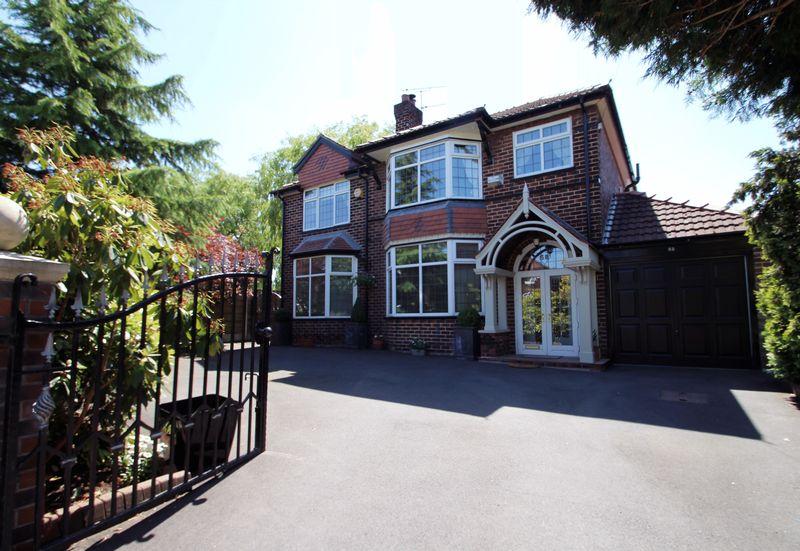 Road, Woodley 4 bed detached house £550,000