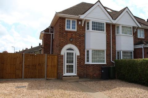 3 bedroom semi-detached house to rent, Grosvenor Road, Leamington Spa