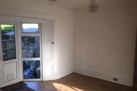 undefined, Flat 2, St Marys Road, CV31 1JN