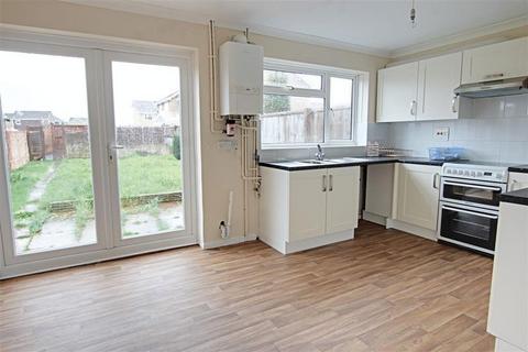 3 bedroom terraced house to rent, Queens Club Gardens, Trowbridge