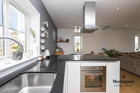 46 Mowbray Close, Epping, CM16 5AZ