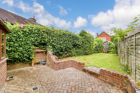 2 bedroom cottage for sale, Old Guildford Road, Broadbridge Heath, Horsham, West Sussex