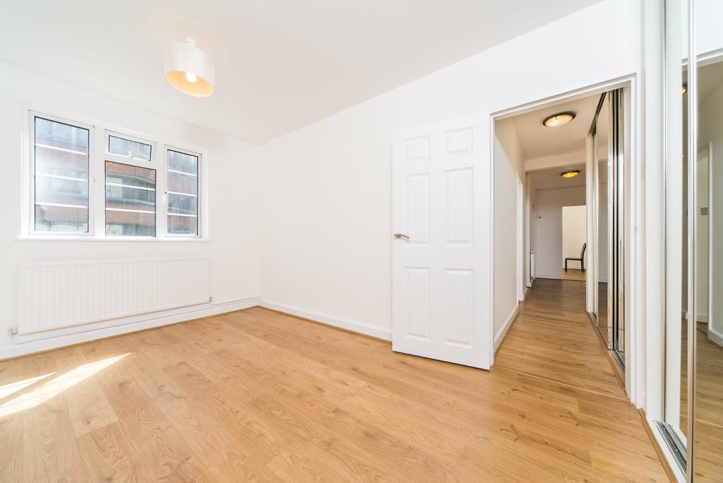 Longfield House, 1820 Uxbridge Road, Ealing 2 bed flat for sale £415,000