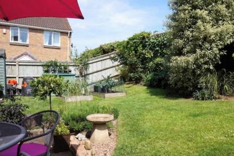 3 bedroom semi-detached house to rent, Turnbridge Close, Brentry, BS10