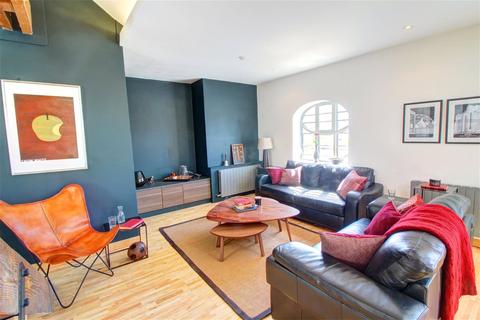 2 bedroom penthouse to rent - The Turnbull, Queens Lane, Newcastle Upon Tyne, Tyne and Wear, NE1