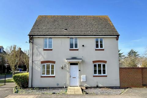 3 bedroom terraced house to rent, Bonham Drive, Orsett Village