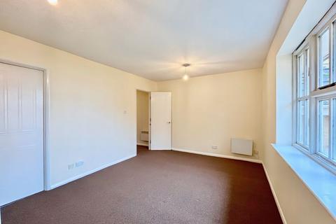 2 bedroom apartment to rent, Coal Court, Columbia Wharf Road, GRAYS