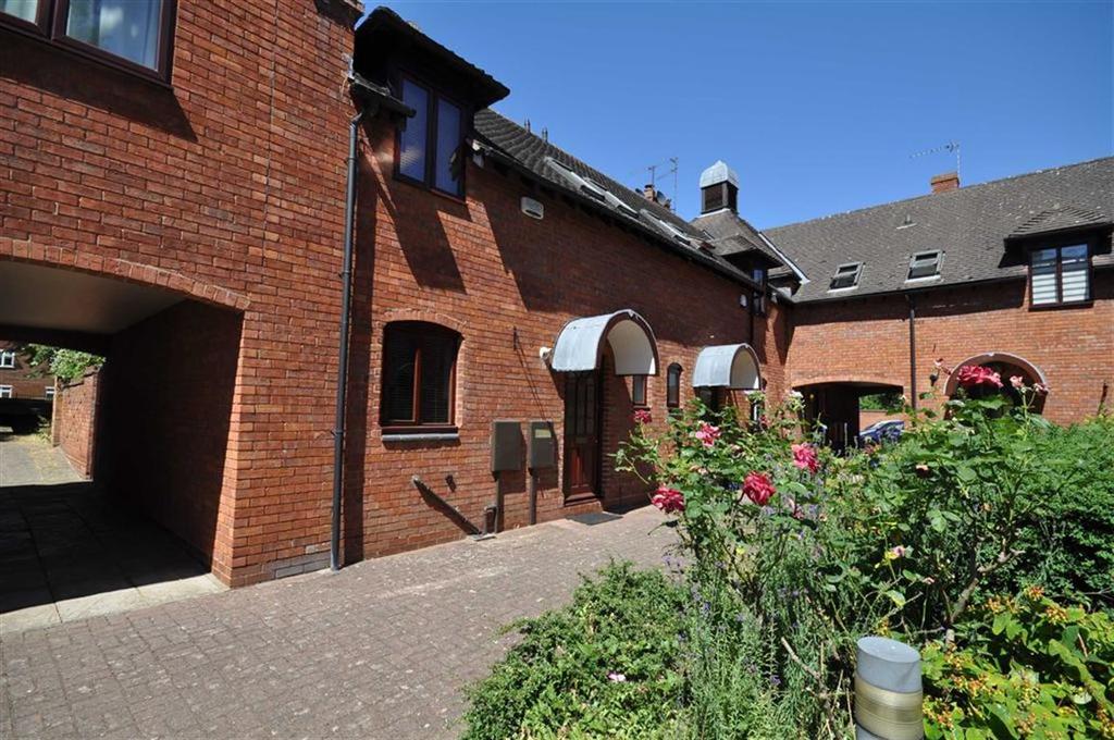 Beverley Road, Leamington Spa 2 bed mews £1,050 pcm (£242 pw)