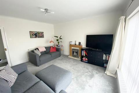 2 bedroom apartment to rent, Hamilton Court, Merrilocks Road, Liverpool