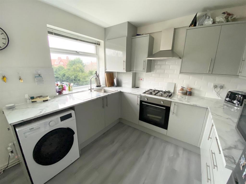 Kitchen 3.jpg