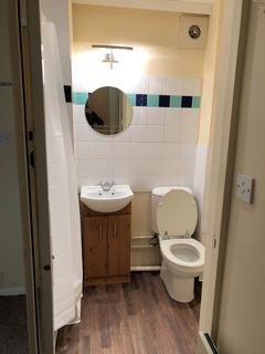 undefined, Beacon Court, Horsham