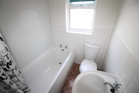 1 bedroom flat to rent, Broughton Avenue, Bentley