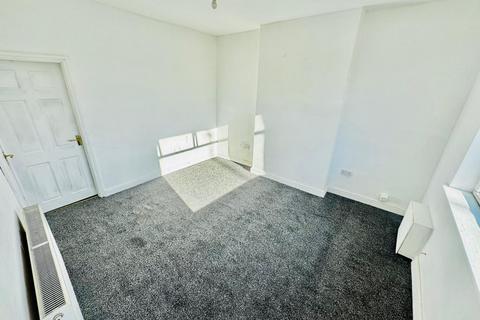 3 bedroom detached house to rent, Cinder Bank, Dudley, DY2 9AL