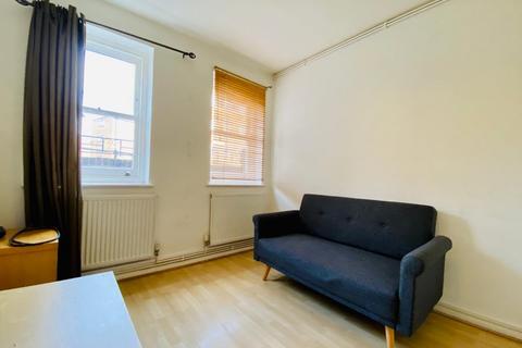 1 bedroom flat to rent, Cross Street, Islington