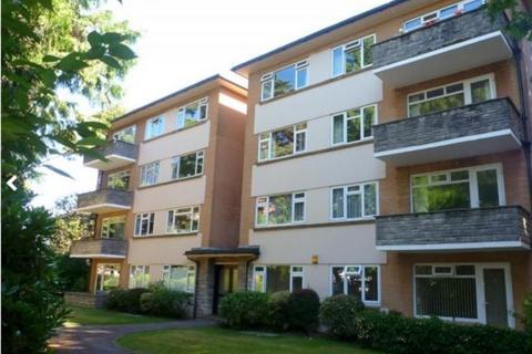 2 bedroom apartment to rent, Manor Road, Bournemouth