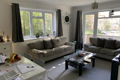 2 bedroom apartment to rent, Manor Road, Bournemouth