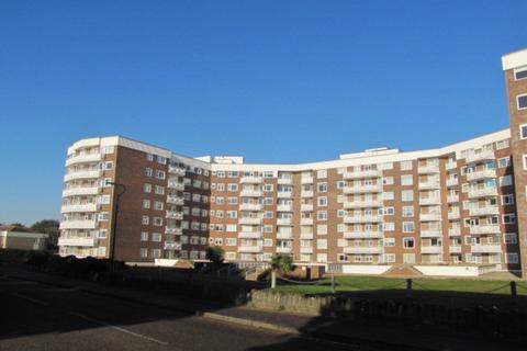 2 bedroom apartment to rent, Elizabeth Court, Grove Road