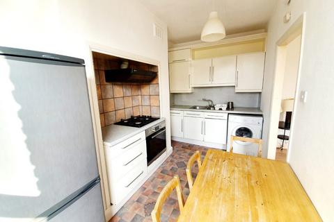 2 bedroom flat to rent, Tollington Way, Holloway