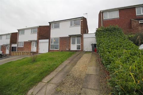 3 bedroom link detached house to rent, Roberts Close, Kegworth, DE74