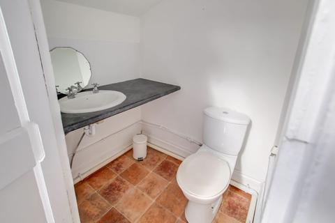 Mixed use to rent - Heavitree Road, Exeter