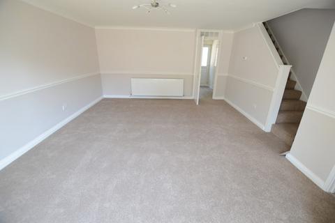 3 bedroom terraced house to rent, Hawthorn Close, Bury St. Edmunds