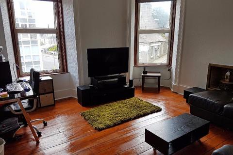 2 bedroom flat to rent, Crown Street, City Centre, Aberdeen, AB11