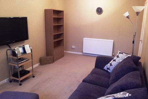 2 bedroom flat to rent, Ash Hill Drive, Woodside, Aberdeen, AB16