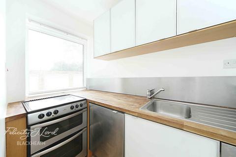 1 bedroom apartment to rent, Oakcroft Court, Blackheath