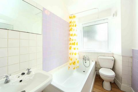 1 bedroom apartment to rent, Oakcroft Court, Blackheath