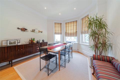 3 bedroom flat to rent, Biddulph Mansions, Elgin Avenue, London