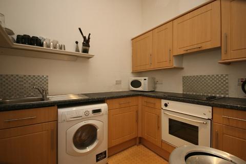 3 bedroom flat to rent, Dalmeny Street, Leith, Edinburgh, EH6