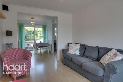 Bilberry Close - 3 bedroom end of terrace house to rent