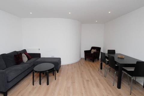 2 bedroom flat to rent, Kingston Road, Wimbledon Chase, London, SW20 8BU