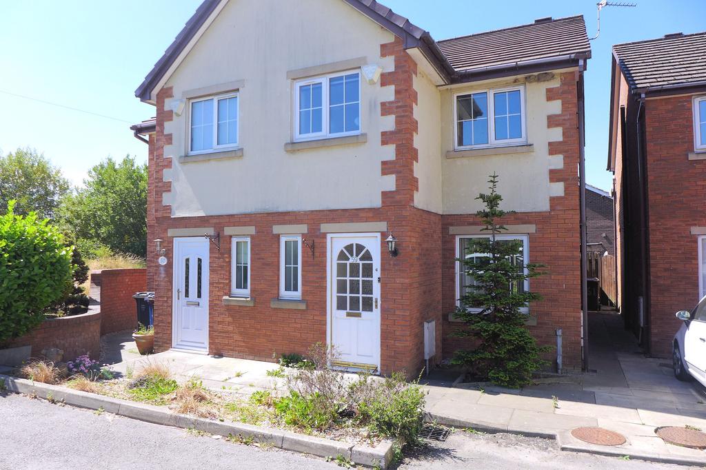 3 bedroom Semi Detached for rent