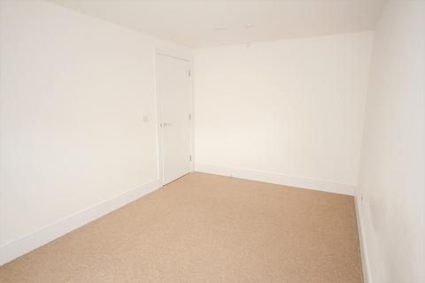 2 bedroom apartment to rent, Rose Street, Wokingham