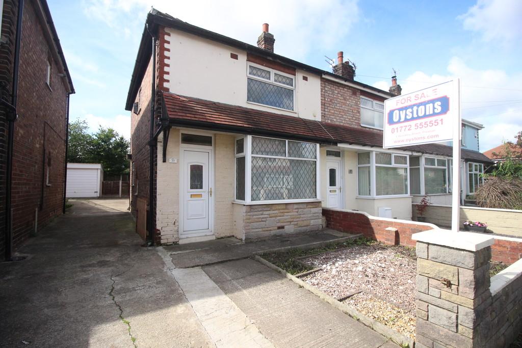 Ryden Avenue, Leyland 3 bed end of terrace house £115,000