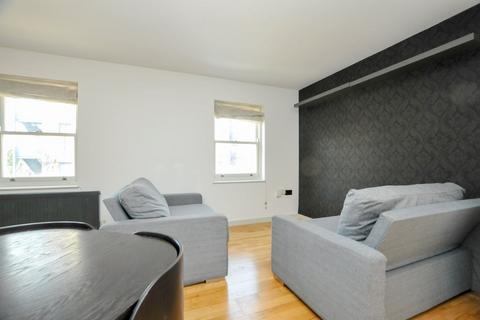 2 bedroom flat to rent, Coopersale Road, Homerton