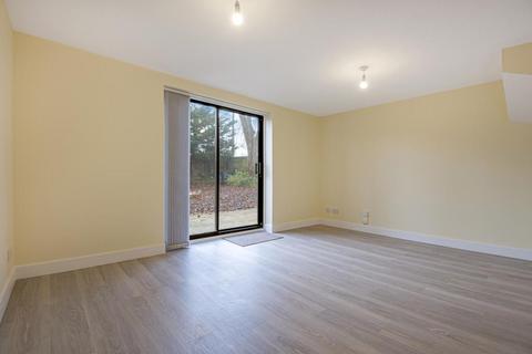 3 bedroom end of terrace house to rent, The Beeches,  Headington,  OX3
