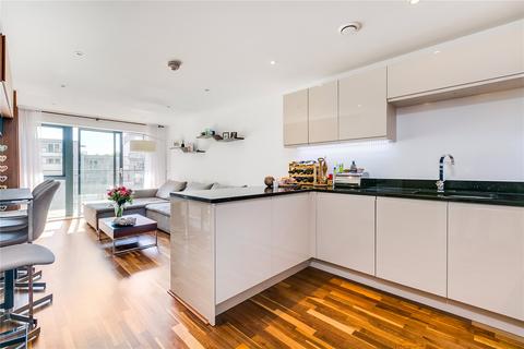 2 bedroom flat to rent, Knightley Walk, London