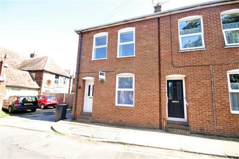 4 bedroom terraced house to rent - York Road, Canterbury CT1