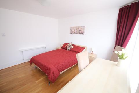 1 bedroom flat to rent, Salisbury House, Canterbury CT2