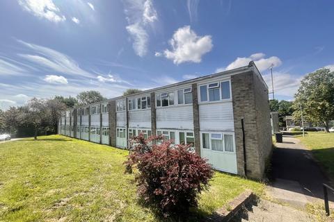 2 bedroom ground floor flat to rent, Copinger Close, Canterbury CT2