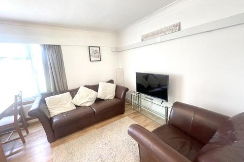 2 bedroom ground floor flat to rent, Copinger Close, Canterbury CT2