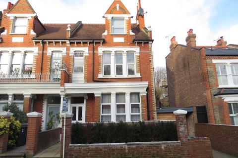 Studio to rent, Gff, Claremont Road, Highgate, N6