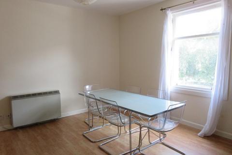 2 bedroom flat to rent, Tay Square, Dundee, DD1