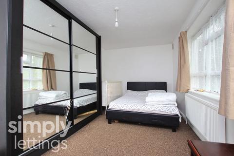 2 bedroom flat to rent, Thompson Road, Brighton